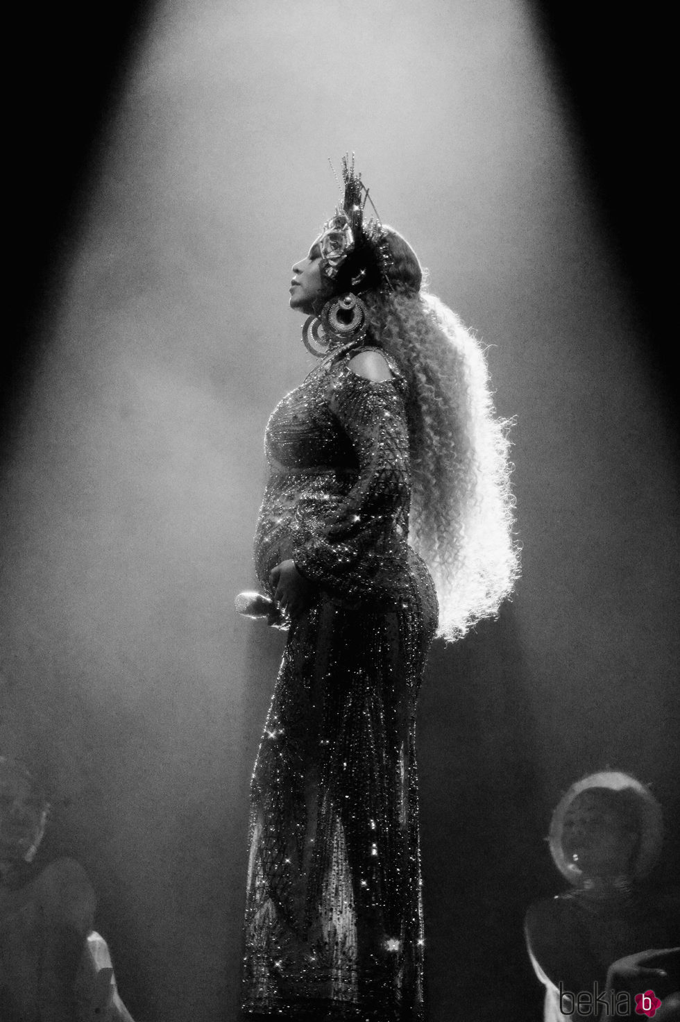 Beyoncé enseñando su embarazo en la actuación de los Premios Grammy 2017