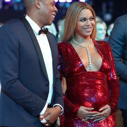 Beyoncé y Jay Z felices en los Premios Grammy 2017