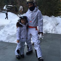 Victoria Beckham disfrutando de la nieve junto a su hija Harper Seven Beckham