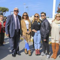 Gloria Camila, Rocío y David Flores, Gloria y Amador Mohedano en un homenaje a Rocío Jurado
