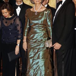 La Reina Sofía en la entrega de la Medalla de Oro del Círculo del Liceo en Barcelona