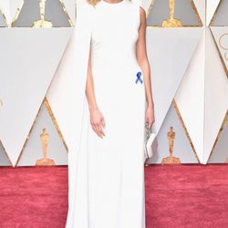 Karlie Kloss en la alfombra roja de los Premios Oscar 2017