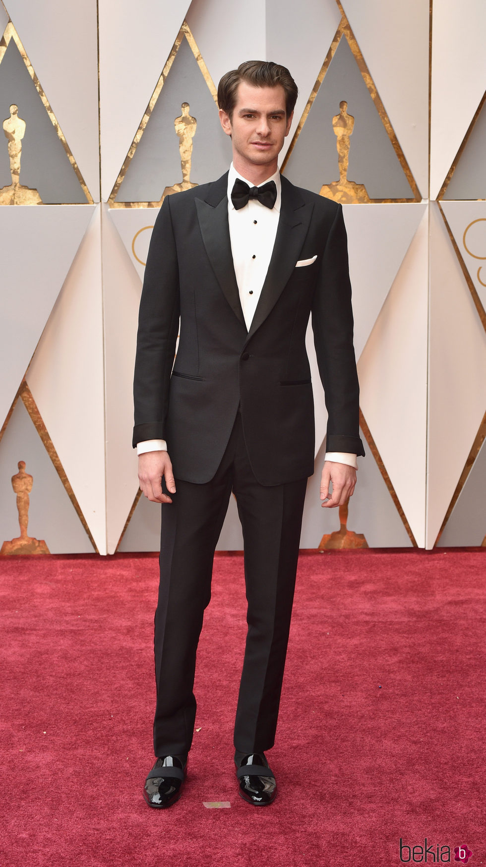 Andrew Garfield en la alfombra roja de los Premios Oscar 2017