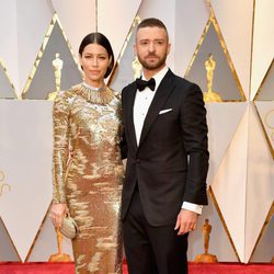 Jessica Biel y Justin Timberlake en la alfombra roja de los Premios Oscar 2017