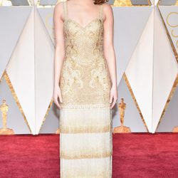Emma Stone en la alfombra roja de los Premios Oscar 2017