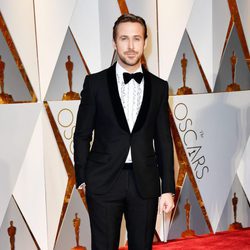 Ryan Gosling en la alfombra roja de los Premios Oscar 2017