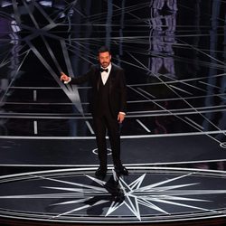 Jimmy Kimmel abriendo la gala de los Oscar 2017