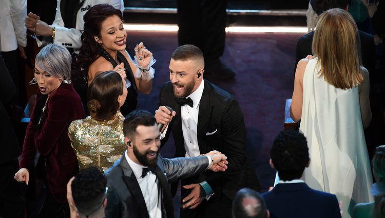Justin Timberlake actuando en la entrega de los Premios Oscar 2017