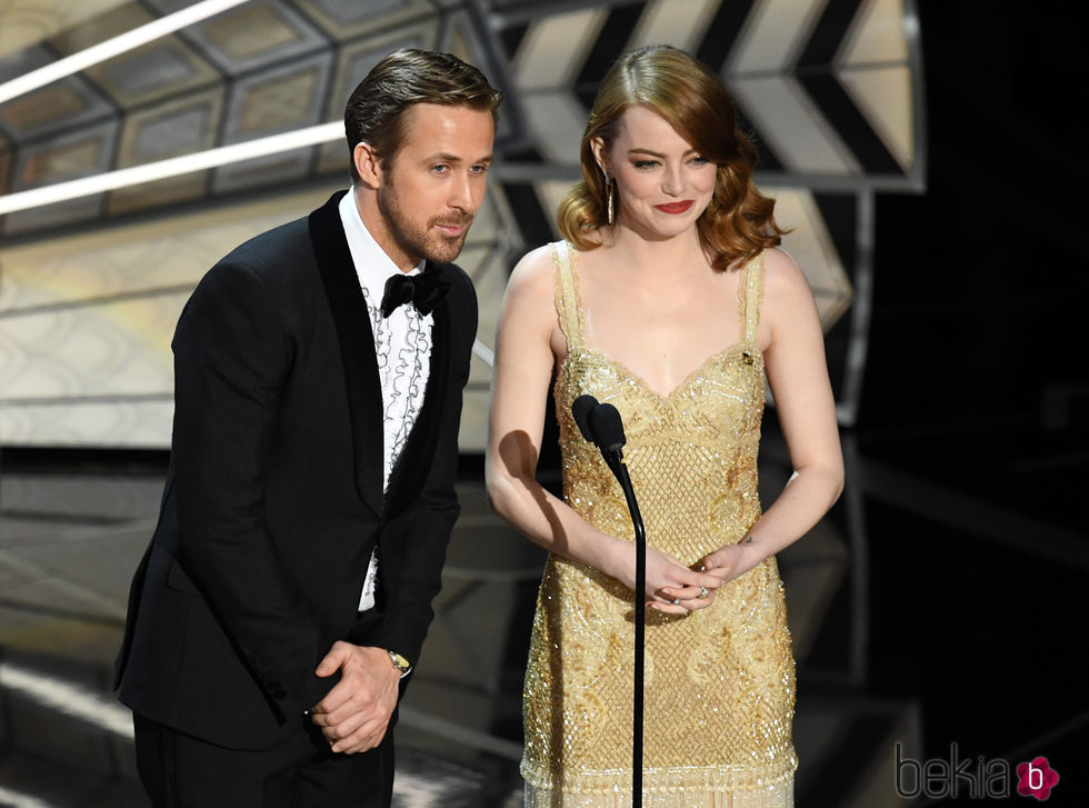 Emma Stone y Ryan Gosling en la gala de los Premios Oscar 2017