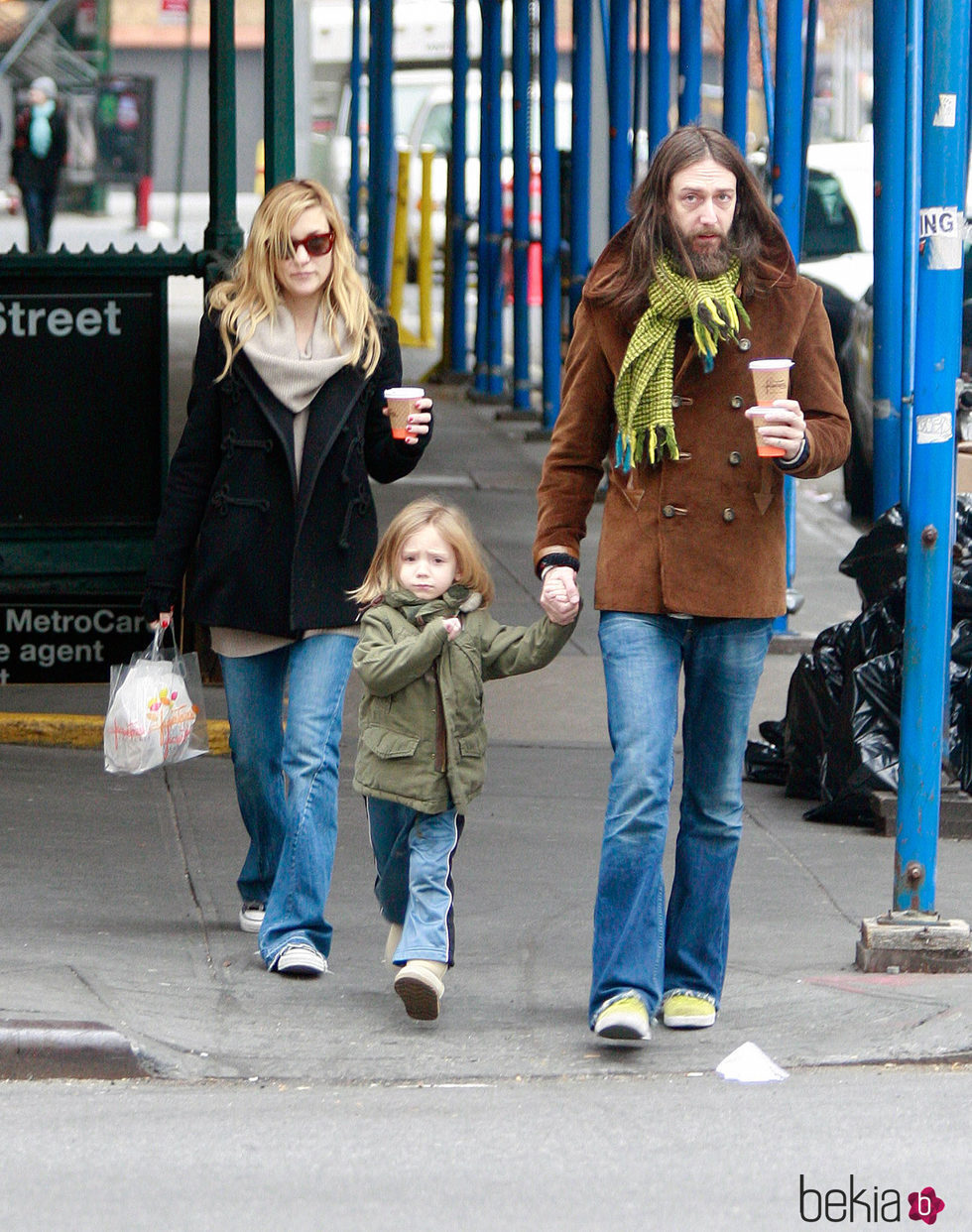 Kate Hudson y Chris Robinson con su hijo Ryder