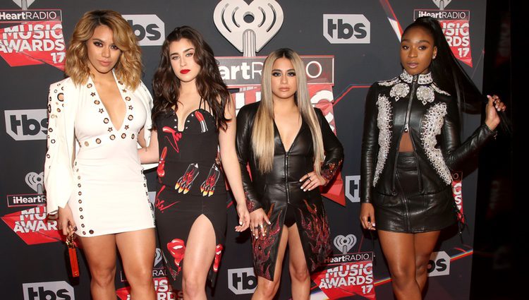Fifth Harmony en la alfombra roja de los iHeartRadio Music Awards 2017