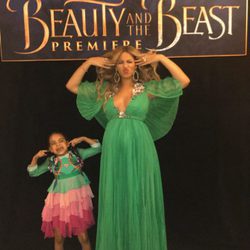 Beyoncé posa divertida junto a su hija