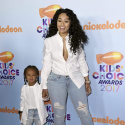 Blac Chyna y su hija en los Nickelodeon Kids' Choice Awards 2017