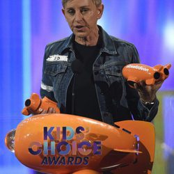 Ellen DeGeneres en los Nickelodeon Kids' Choice Awards 2017