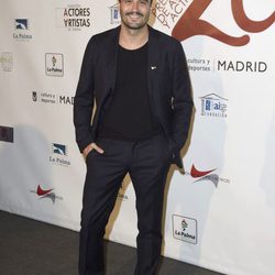 Álex García en la red carpet de la XXVI edición de los Premios de la Unión de Actores