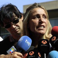 Begoña Ruiz-Mateos hablando con la prensa