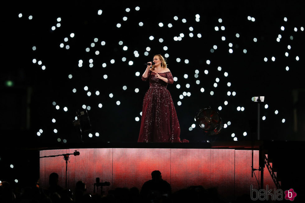 Adele durante su concierto en Sydney