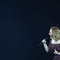 Adele actuando en Melbourne