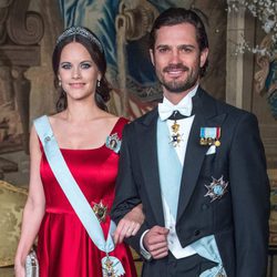 Carlos Felipe de Suecia y Sofia Hellqvist en un acto oficial tras anunciar su embarazo