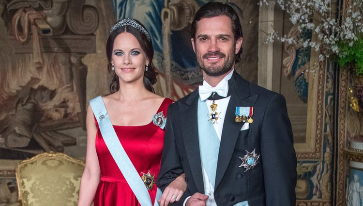 Carlos Felipe de Suecia y Sofia Hellqvist en un acto oficial tras anunciar su embarazo