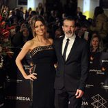 Antonio Banderas y Nicole Kimpel en la gala de clausura del Festival de Cine de Málaga