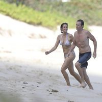 Cindy Crawford y su marido luciendo cuerpazo en las playas de San Bartolomé