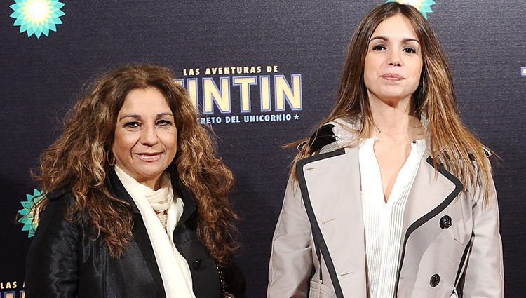 Lolita Flores y Elena Furiase en el estreno de 'Las aventuras de Tintín: el secreto del unicornio' en Madrid