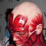 Detalle de la cabeza de Heidi Klum en su disfraz de Halloween 2011