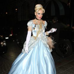Gwen Stefani disfrazada de Cenicienta