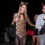 Nicki Hilton de leopardo