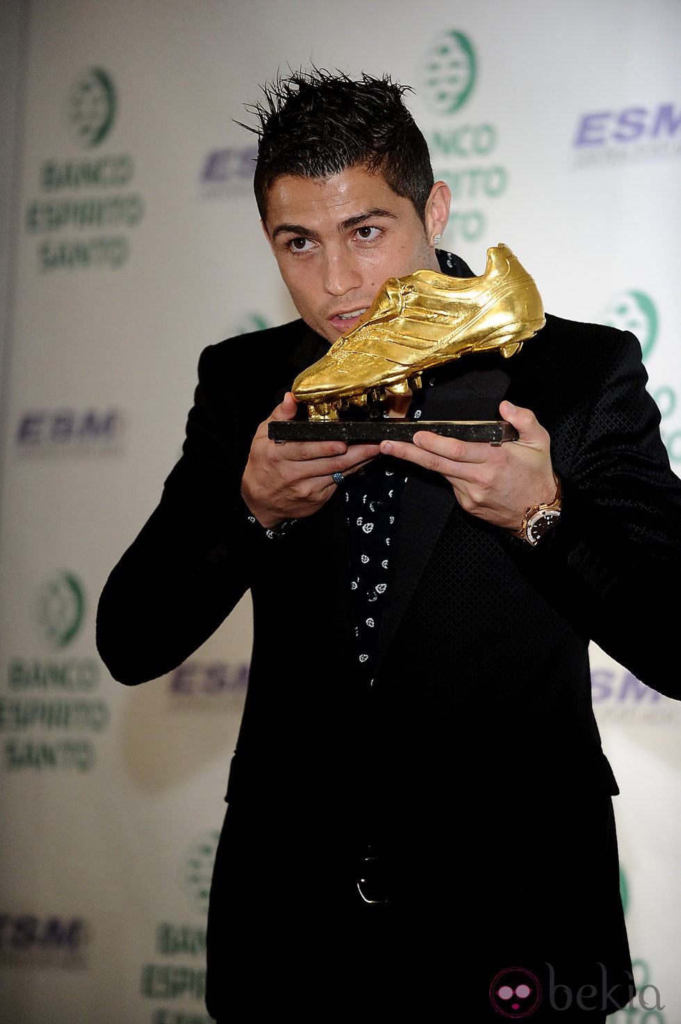 Cristiano Ronaldo con la Bota de Oro 2011