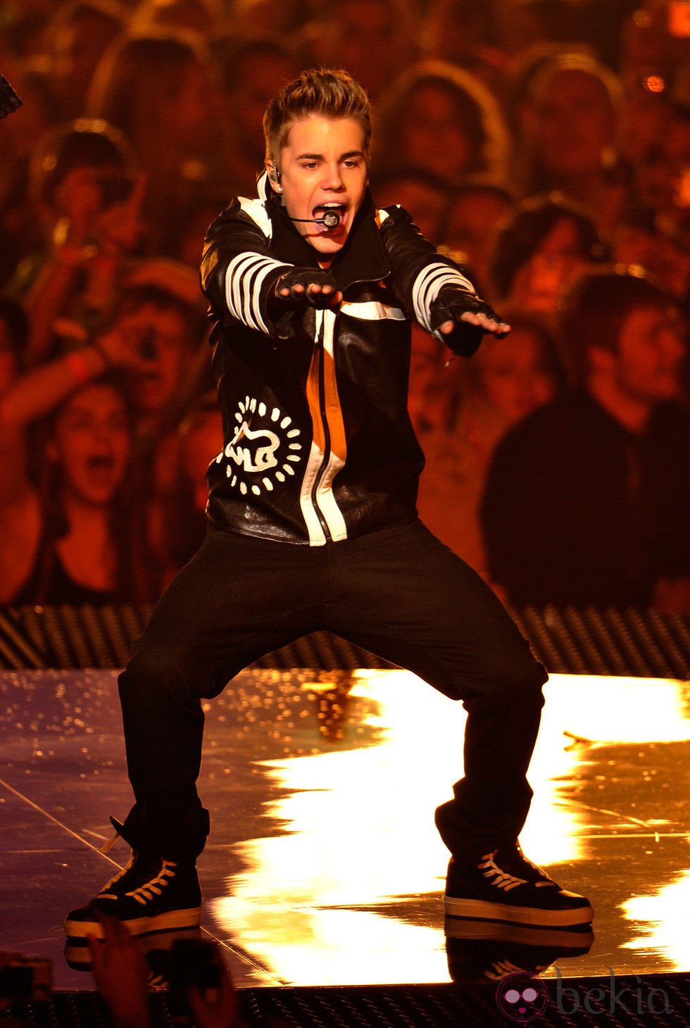Justin Bieber durante su actuación en los MTV Europe Music Awards 2011