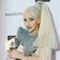 Lady Gaga posa con los cuatro galardones de los MTV EMA 2011