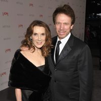 Linda y Jerry Bruckheimer en la gala homenaje a Clint Eastwood en Los Angeles