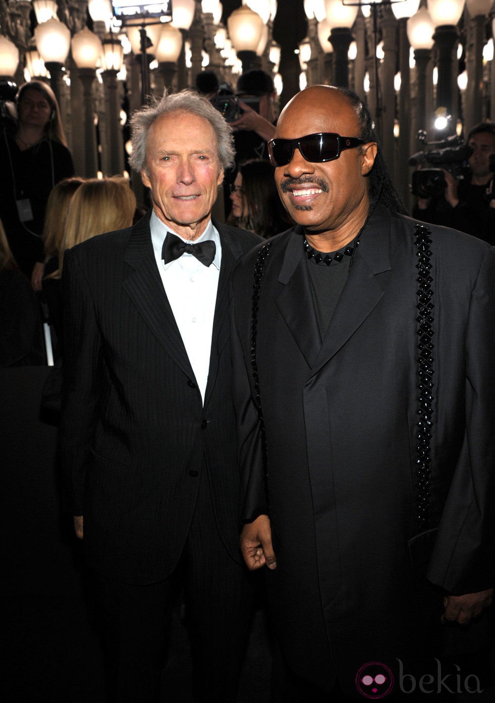 Clint Eastwood y Stevie Wonder en la gala homenaje a Clint Eastwood en Los Angeles