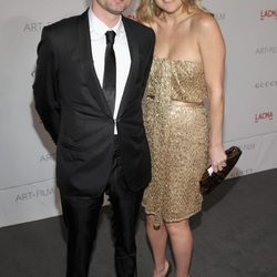 Matthew Bellamy y Kate Hudson en la gala homenaje a Clint Eastwood en Los Angeles