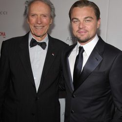 Clint Eastwood y Leonardo DiCaprio en la gala homenaje a Clint Eastwood en Los Angeles