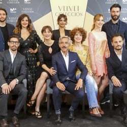 El reparto de 'Velvet Colección' en la presentación en Barcelona