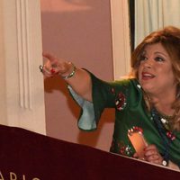 Terelu Campos muy atenta las procesiones de Málaga de la Semana Santa 2017