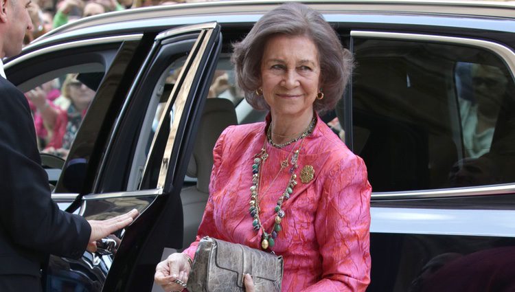 La Reina Sofía llegando a la Misa de Pascua del 2017 en Palma
