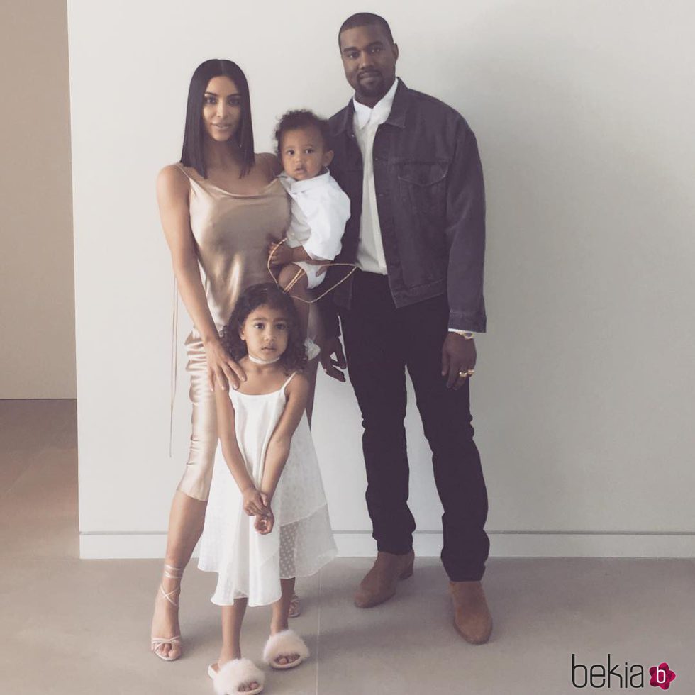 La familia West-Kardashian disfrutan de la Pascua