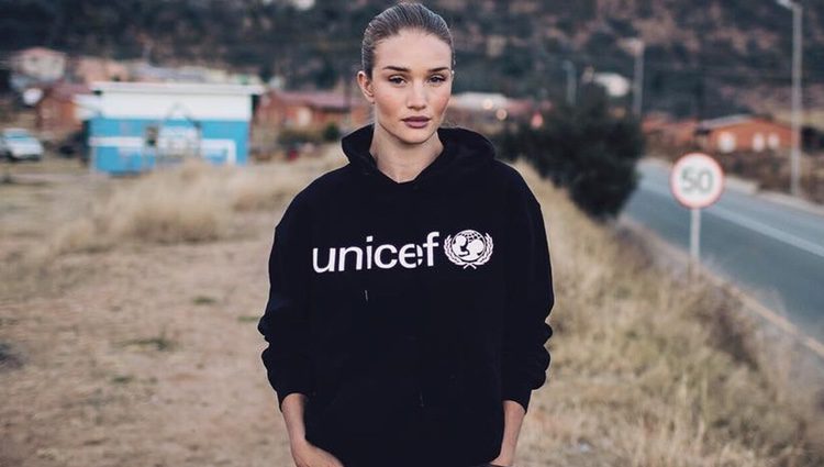 Rosie Huntington-Whiteley, embajadora de UNICEF