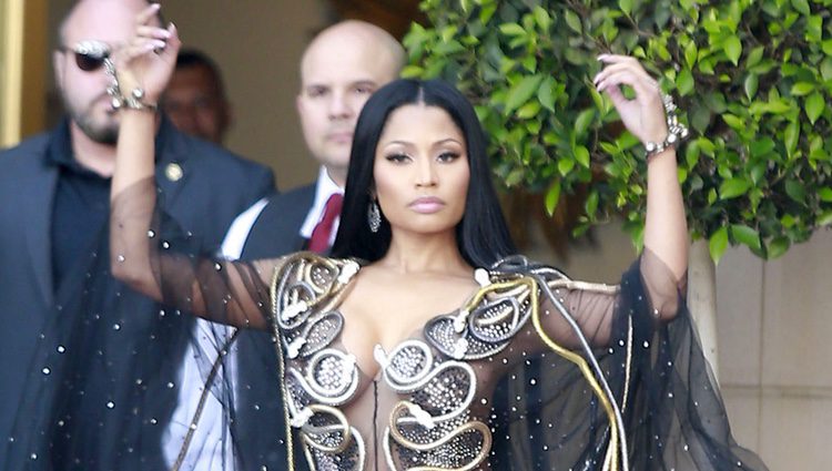 Nicki Minaj en el set de su nuevo videoclip 'No Frauds'