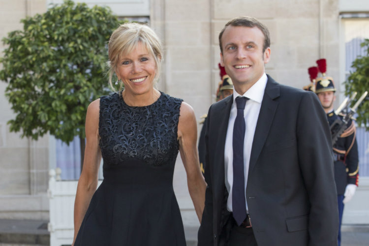 Brigitte Trogneux y Emmanuel Macron en la cena de gala en honor a los Reyes de España en el Elíseo