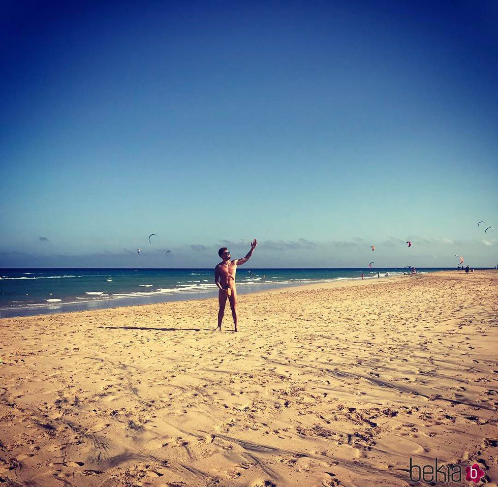 Rodri ('GH17') se desnuda en su viaje a Fuerteventura