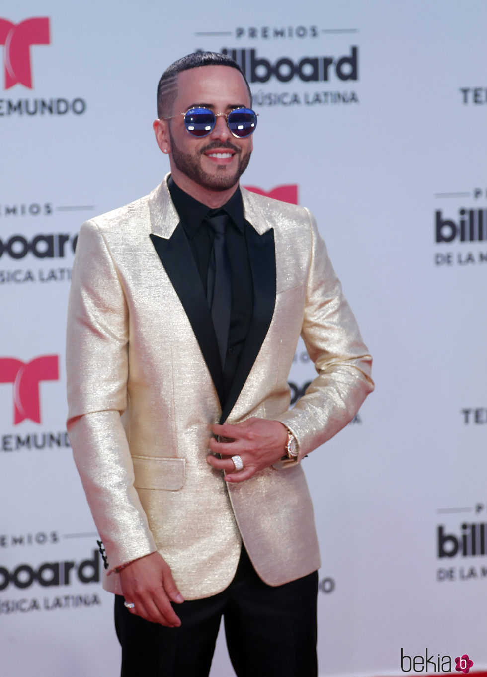 Yandel en la alfombra roja de los Billboard Latinos 2017