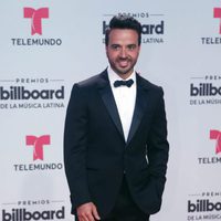 Luis Fonsi en la alfombra roja de los Billboard Latinos 2017