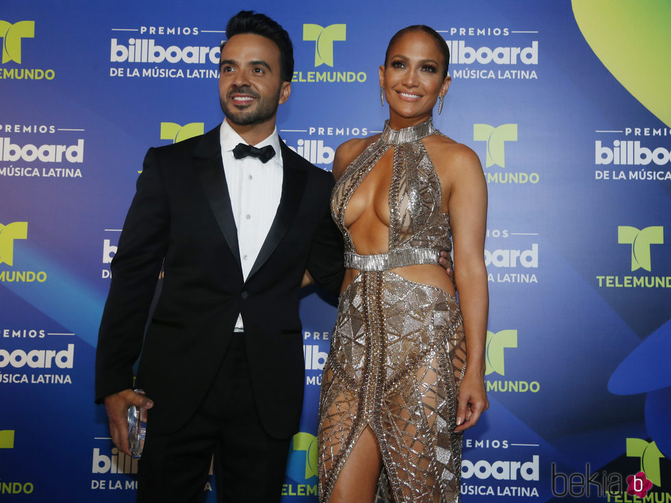 Luis Fonsi y Jennifer Lopez en los Billboard Latinos 2017