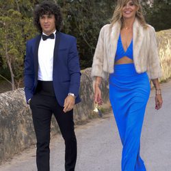 Arancha de Benito y Agunstin Etienne en la boda de Fonsi Nieto y Marta Castro en Ibiza