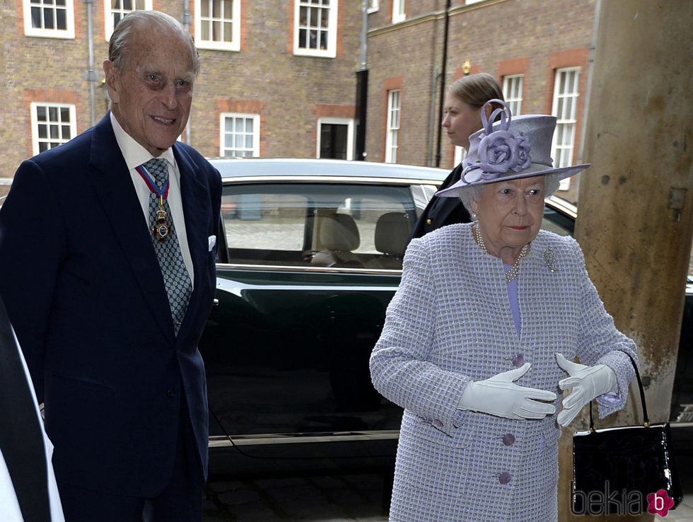 El Duque de Edimburgo reaparece con la Reina Isabel tras anunciar que se jubila